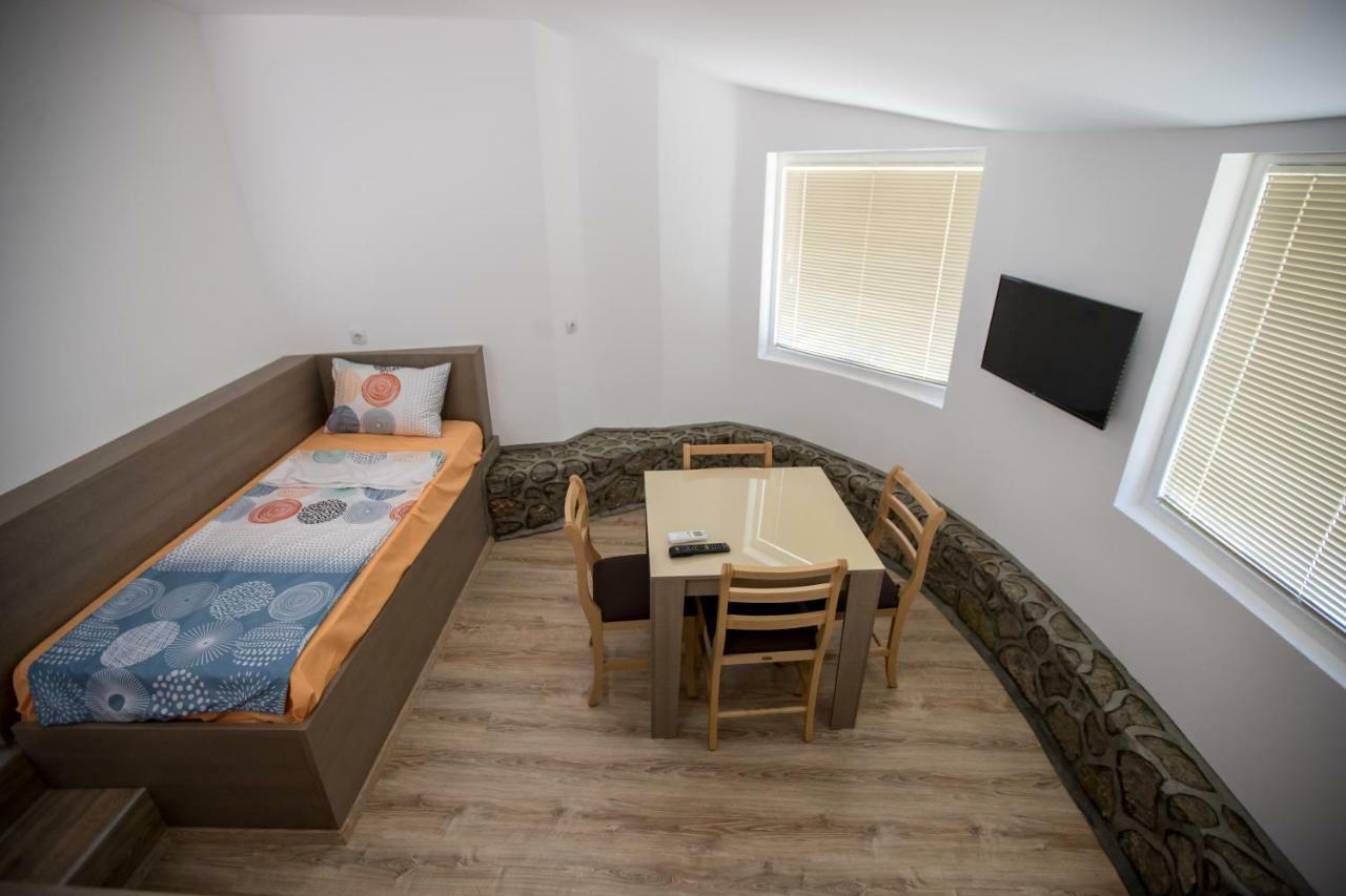 View Topia Apartments Ohri Dış mekan fotoğraf